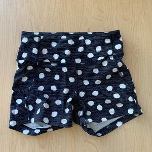 Outdoor Voices Rare Polka Dot Zoom 3.5" Short